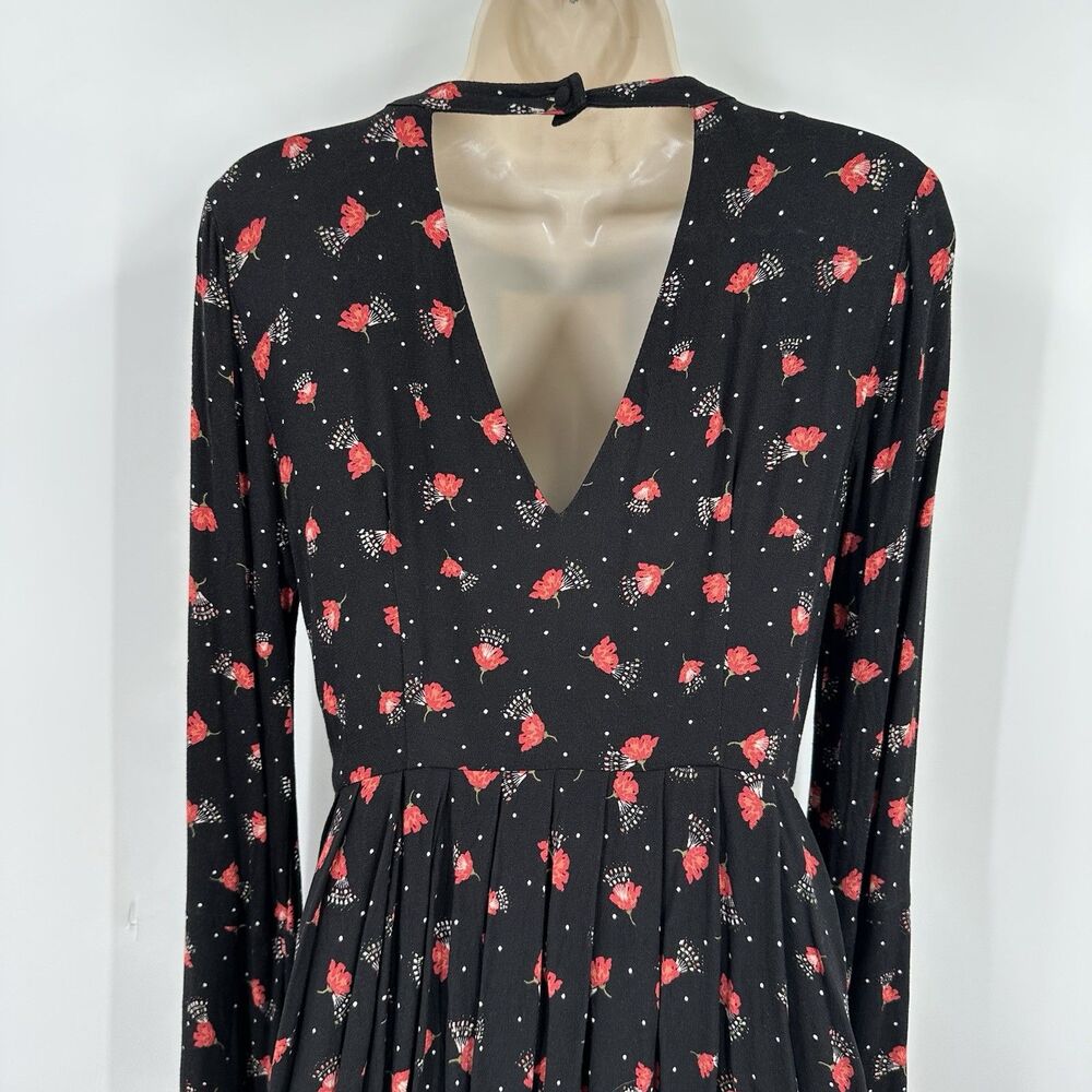 Free People Tegan Mini Swing Dress Size 4 Bell Sleeve Black Floral Cut out - Picture 5 of 9